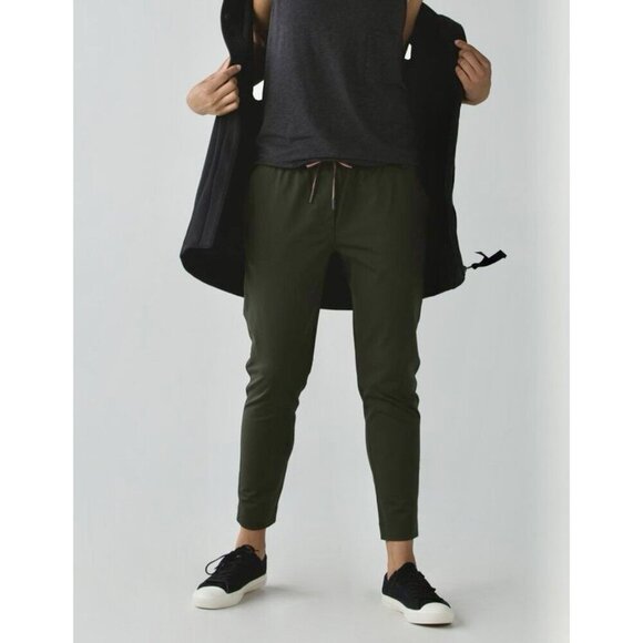 Lululemon Jet Crop Slim Pants Womens 2 Gator Green Luxtreme 7/8 Drawstring - Picture 1 of 12